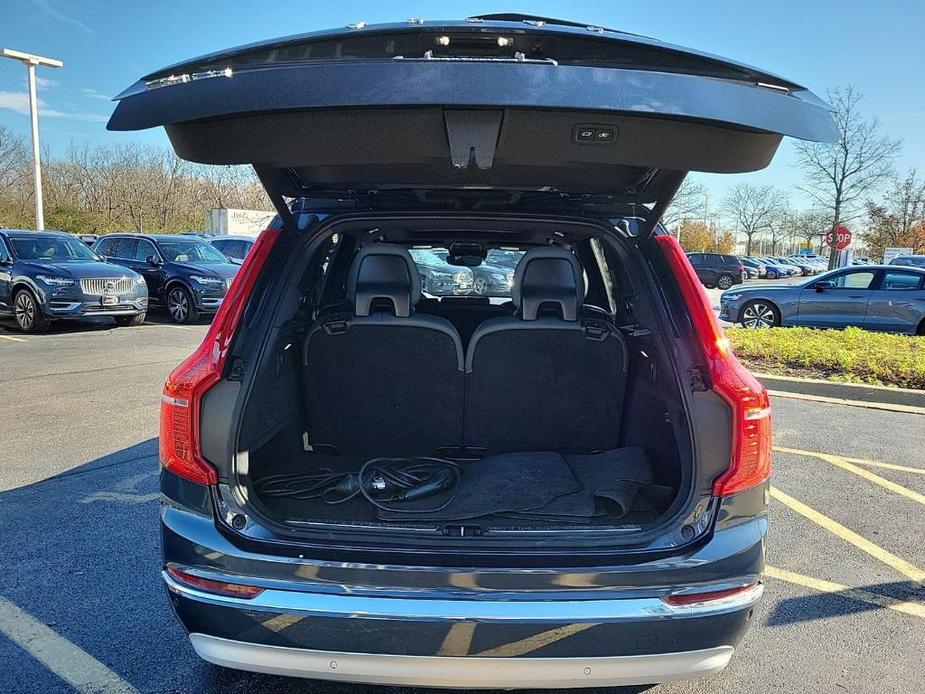 used 2022 Volvo XC90 Recharge Plug-In Hybrid car, priced at $48,989