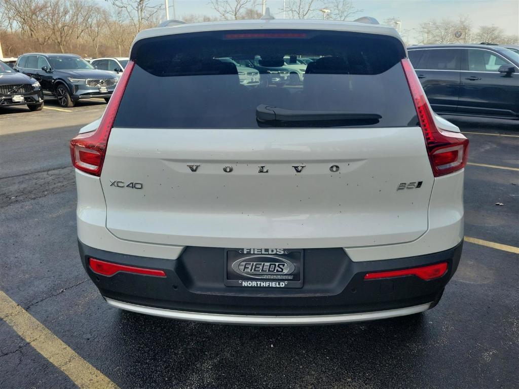 new 2025 Volvo XC40 car, priced at $46,035