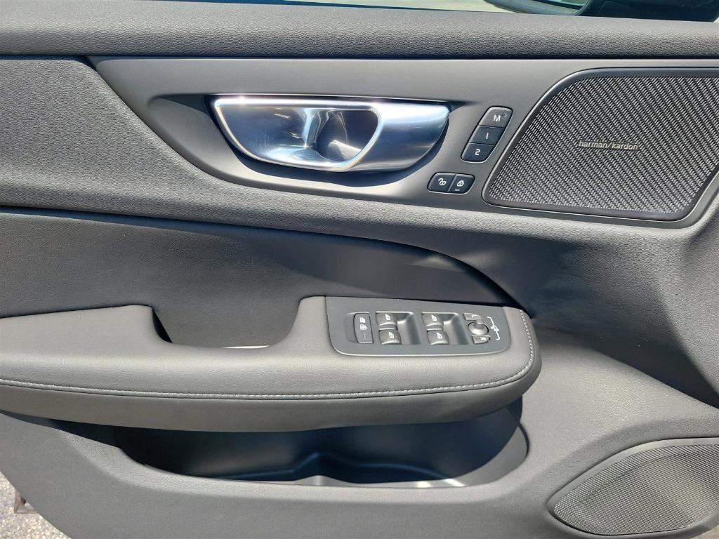 new 2025 Volvo V60 Cross Country car, priced at $54,705