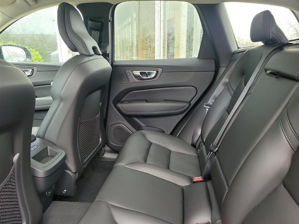 new 2025 Volvo XC60 car, priced at $49,095