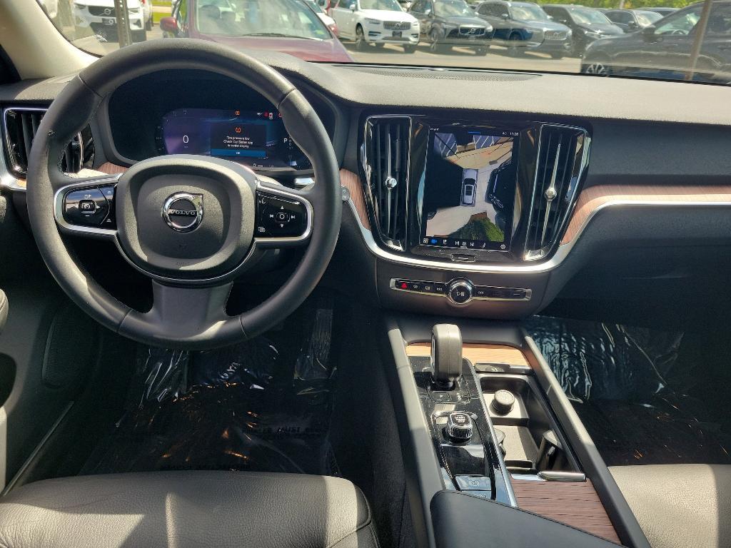 used 2024 Volvo V60 Cross Country car, priced at $43,989