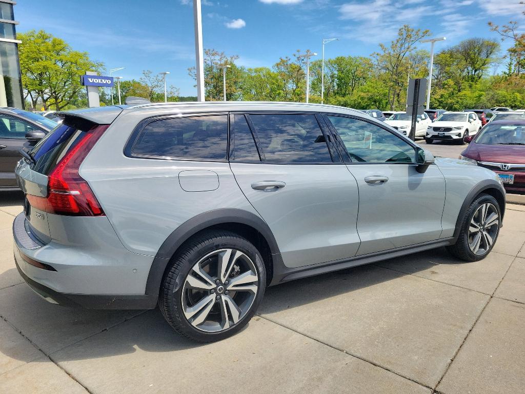 used 2024 Volvo V60 Cross Country car, priced at $43,989