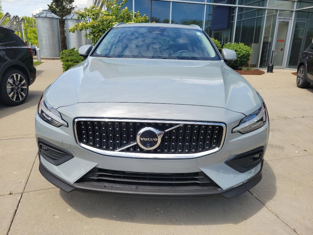 used 2024 Volvo V60 Cross Country car, priced at $43,989