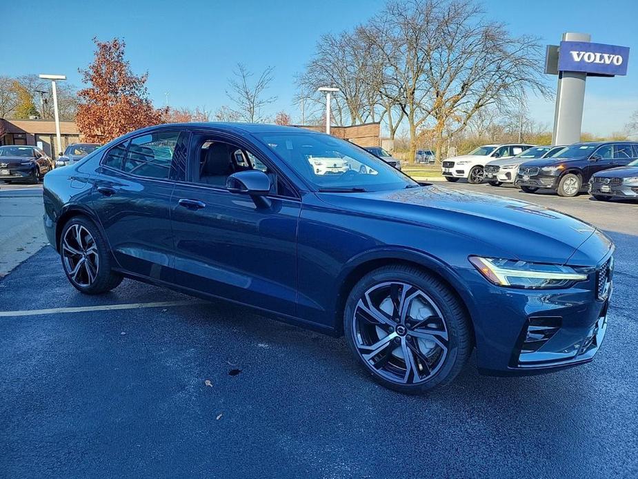 new 2024 Volvo S60 car, priced at $47,545