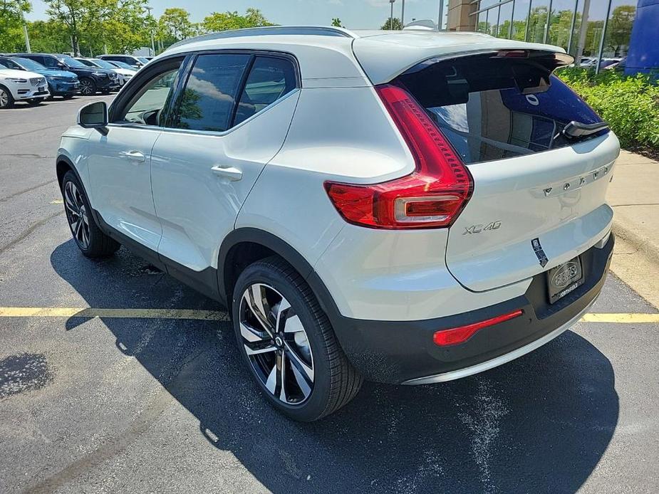 new 2024 Volvo XC40 car, priced at $52,180