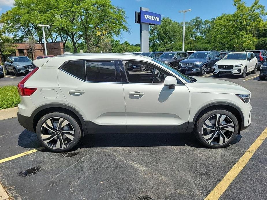 new 2024 Volvo XC40 car, priced at $52,180