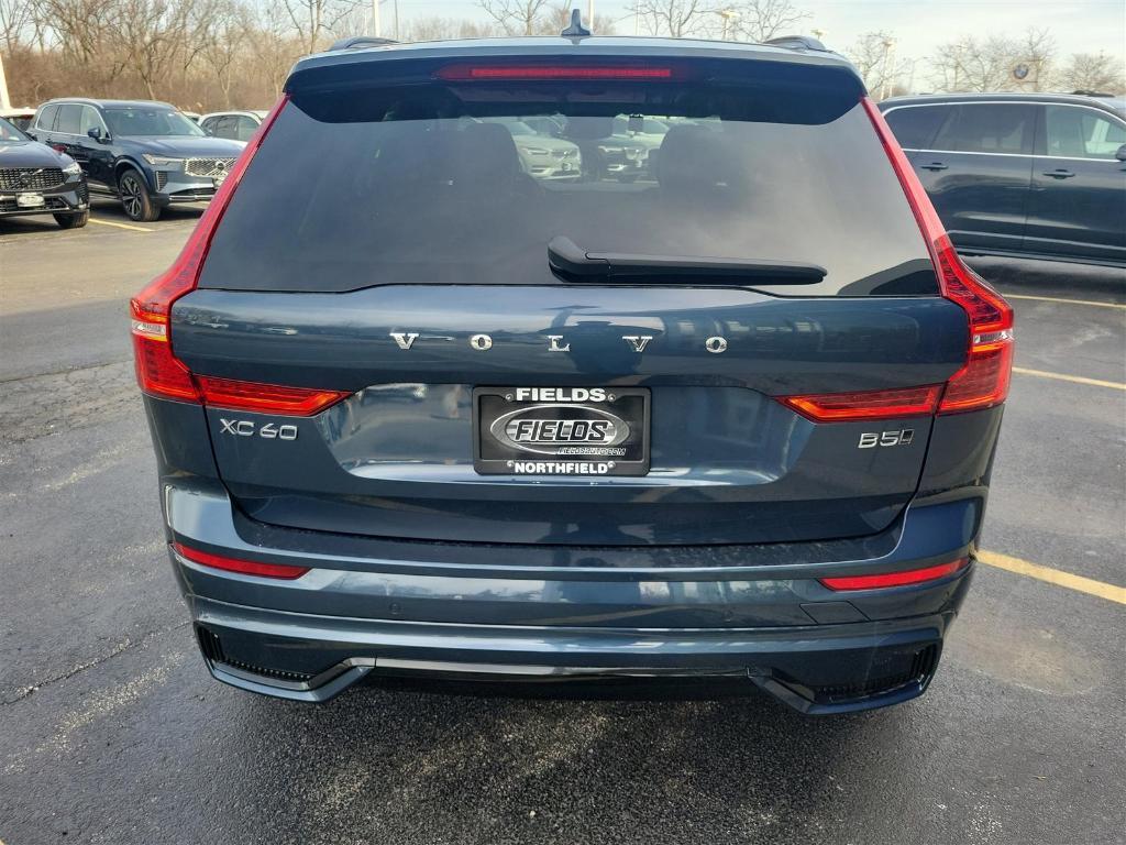 new 2025 Volvo XC60 car, priced at $50,705