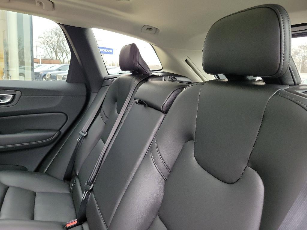 new 2025 Volvo XC60 car, priced at $50,705