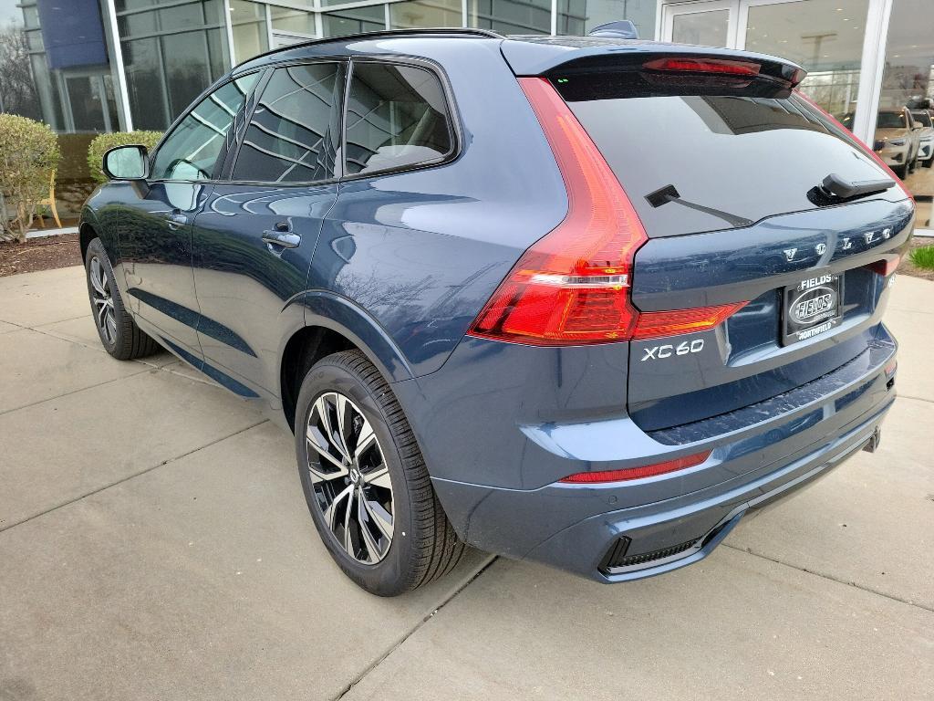 new 2025 Volvo XC60 car, priced at $50,705