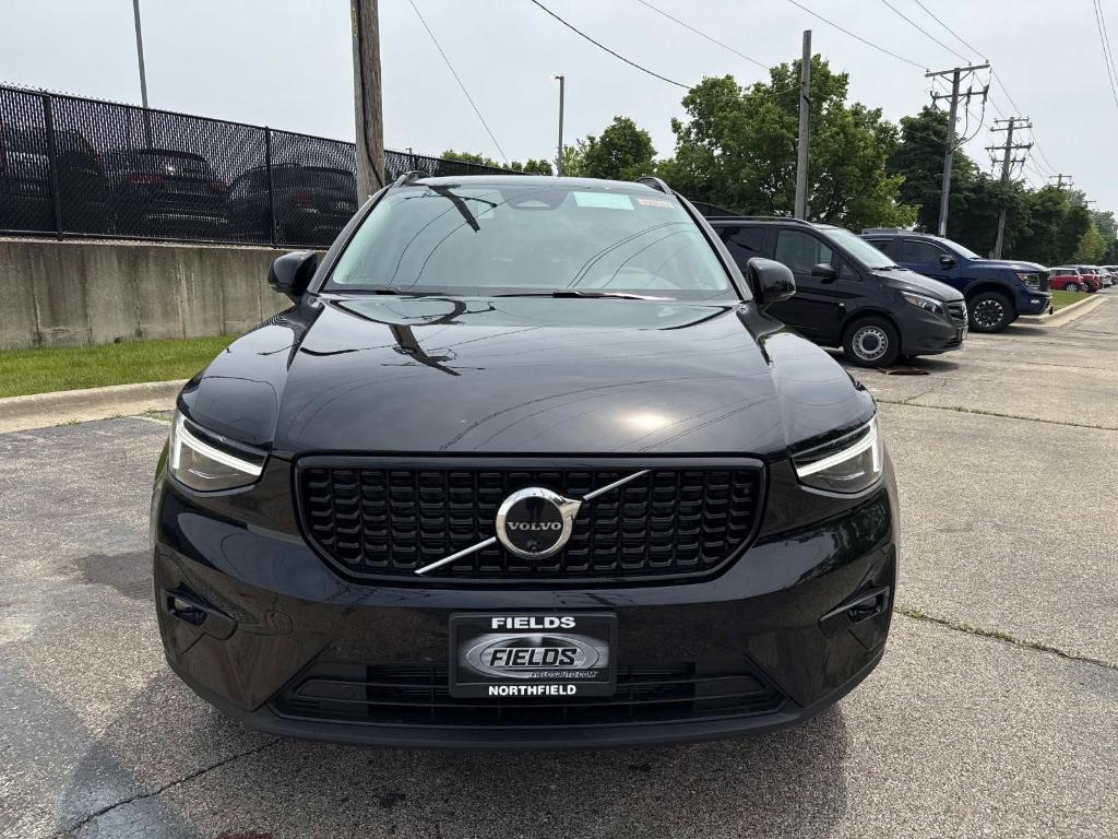 new 2025 Volvo XC40 car, priced at $55,415
