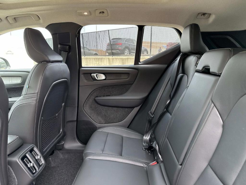 new 2025 Volvo XC40 car, priced at $55,415