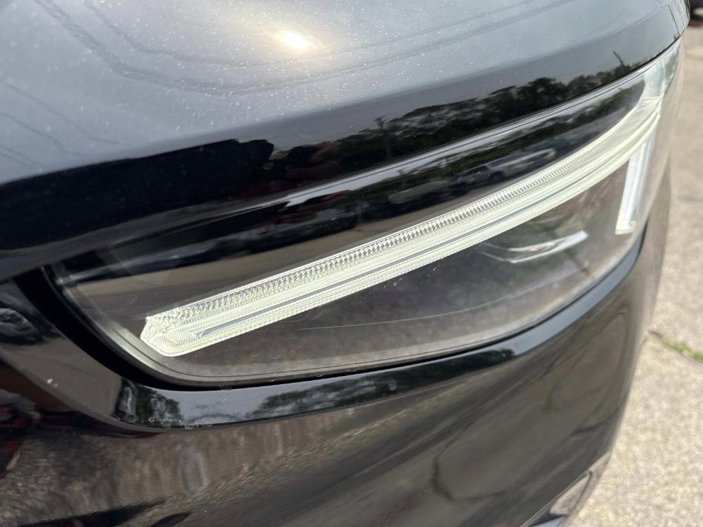 new 2025 Volvo XC40 car, priced at $55,415