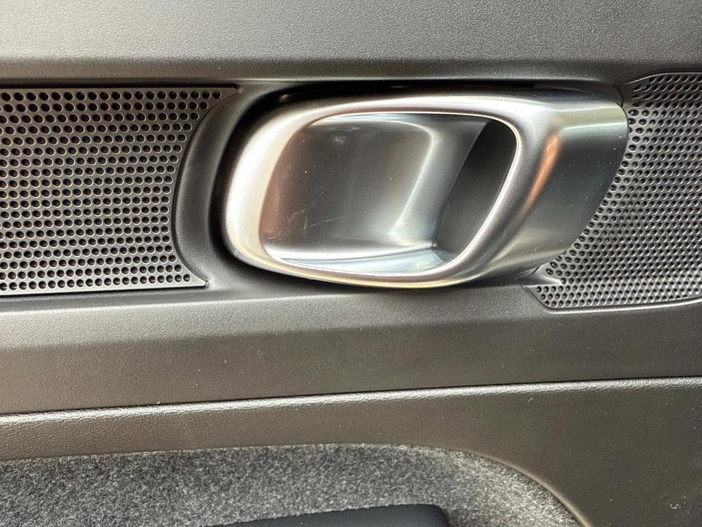 new 2025 Volvo XC40 car, priced at $55,415