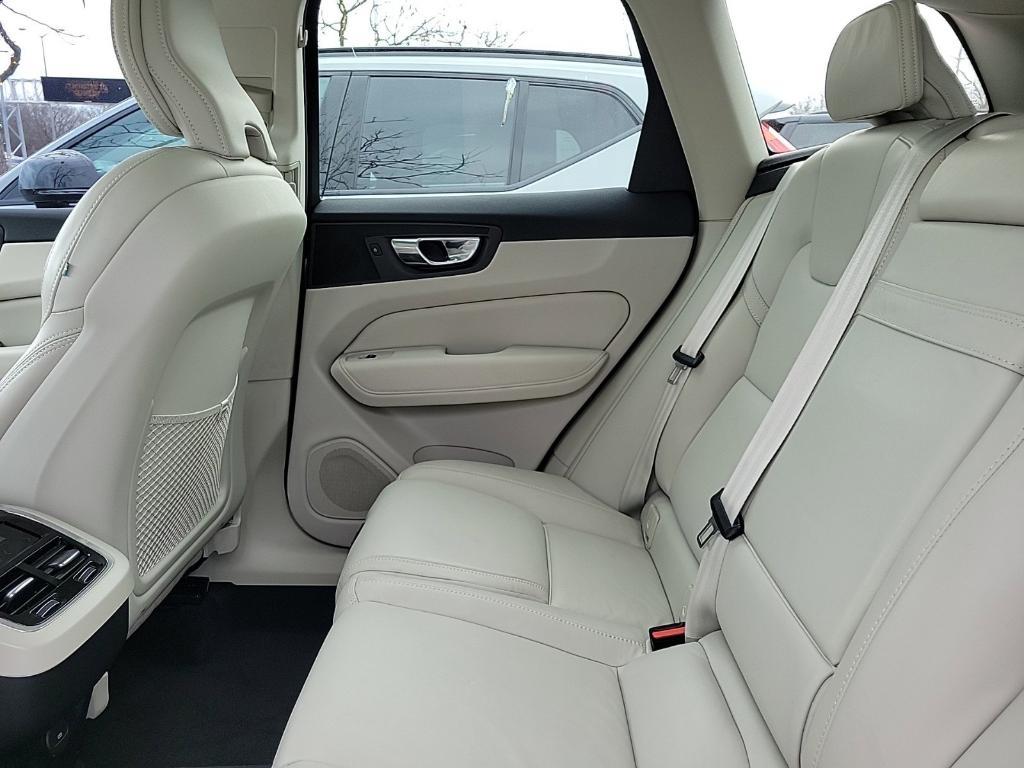 used 2022 Volvo XC60 car, priced at $37,911