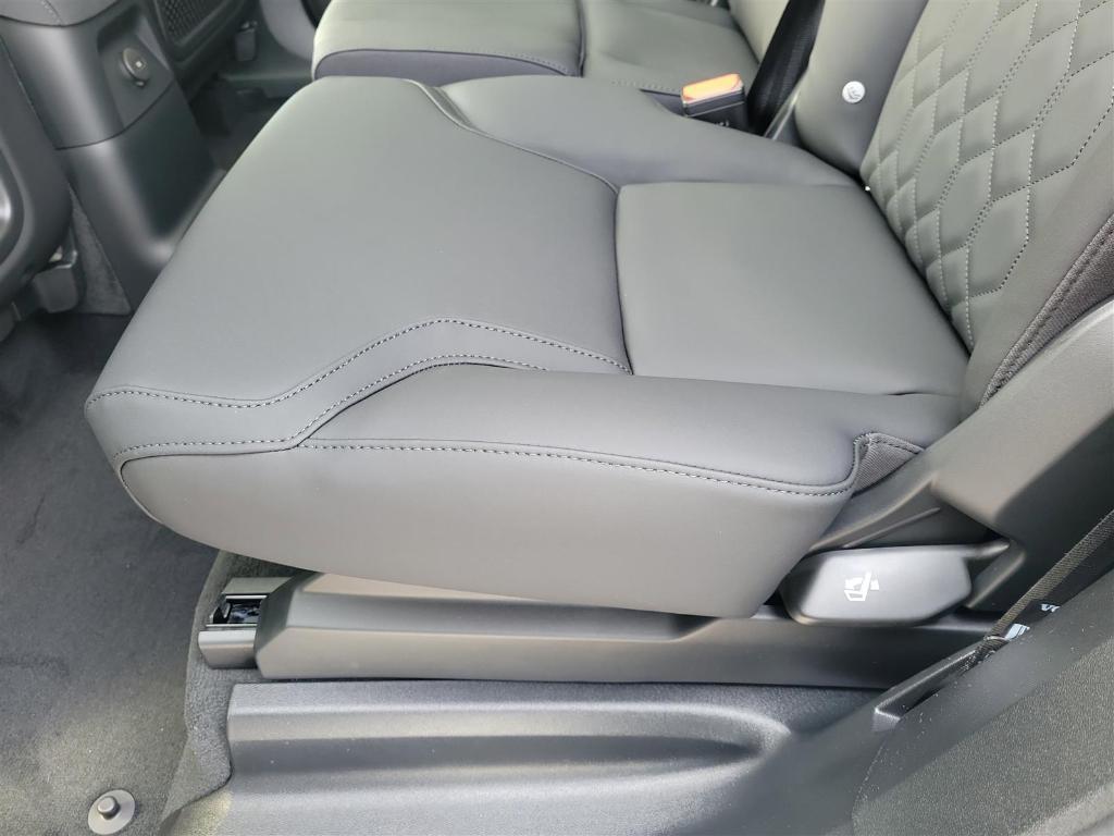 new 2025 Volvo XC90 Plug-In Hybrid car, priced at $78,805