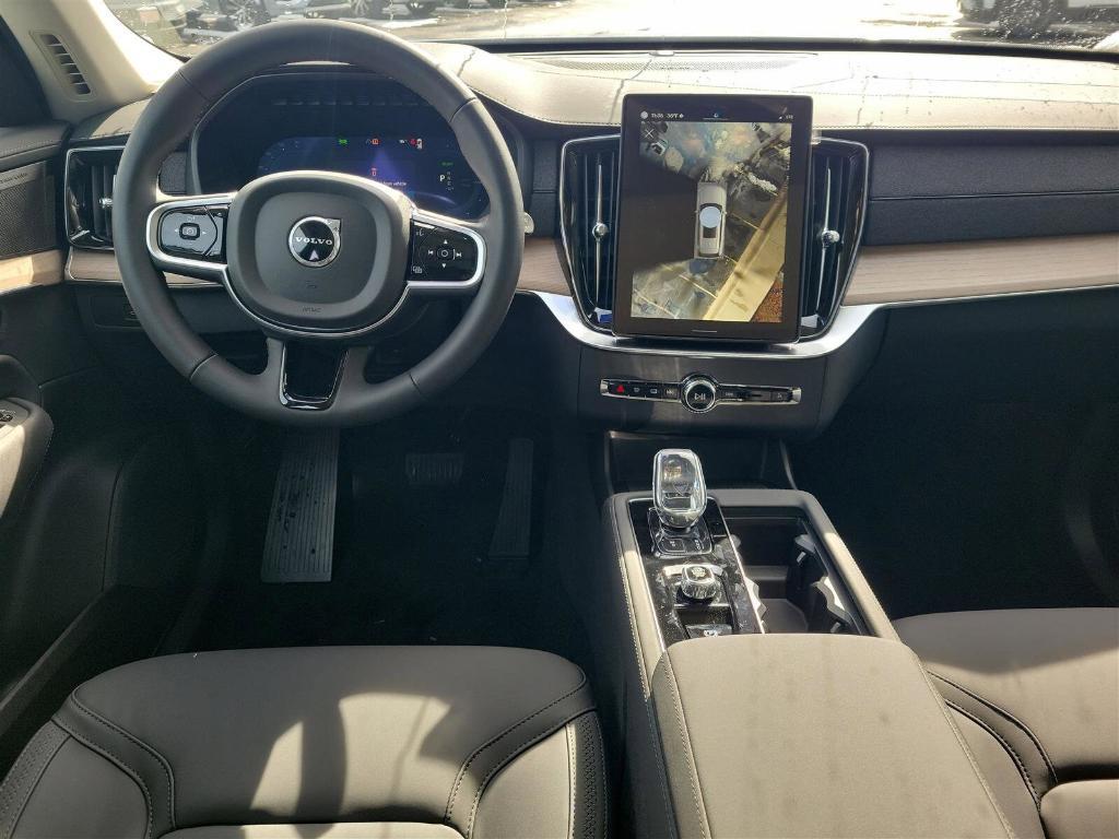 new 2025 Volvo XC90 Plug-In Hybrid car, priced at $78,805