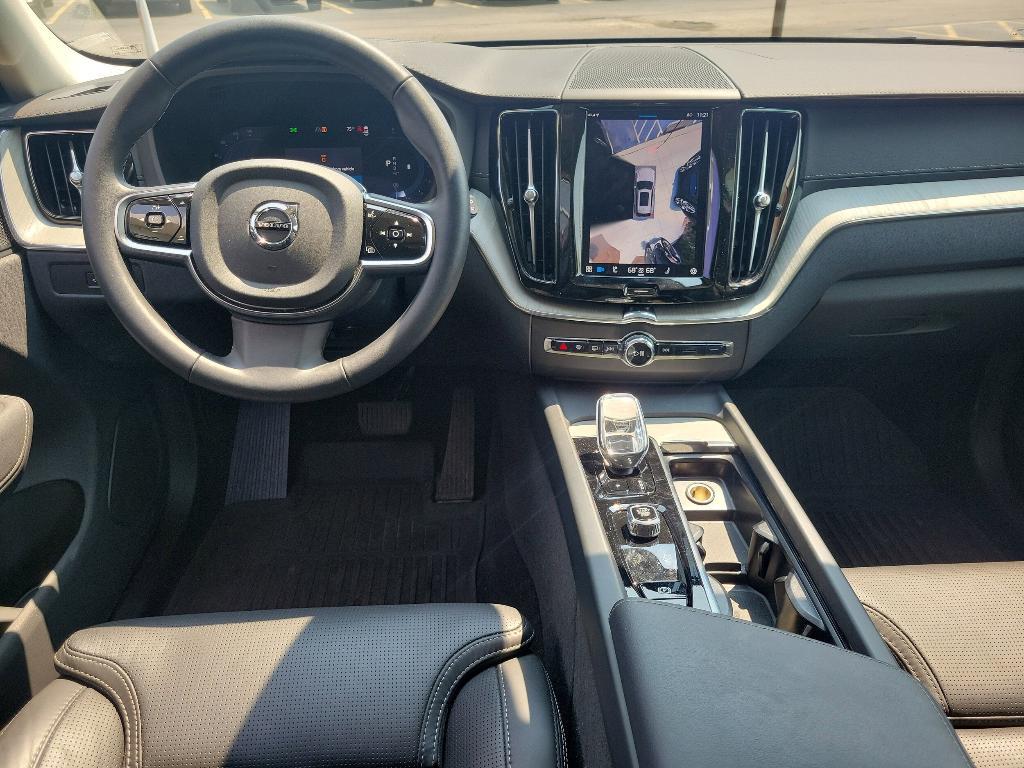 new 2025 Volvo XC60 car, priced at $61,025