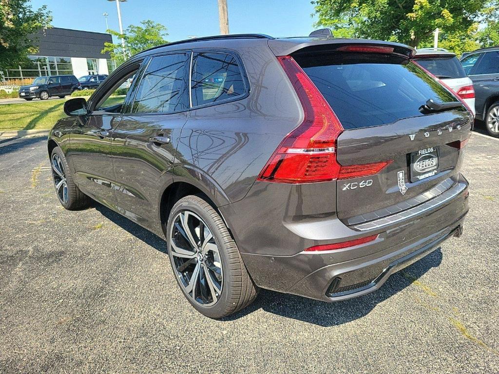 new 2025 Volvo XC60 car, priced at $61,025