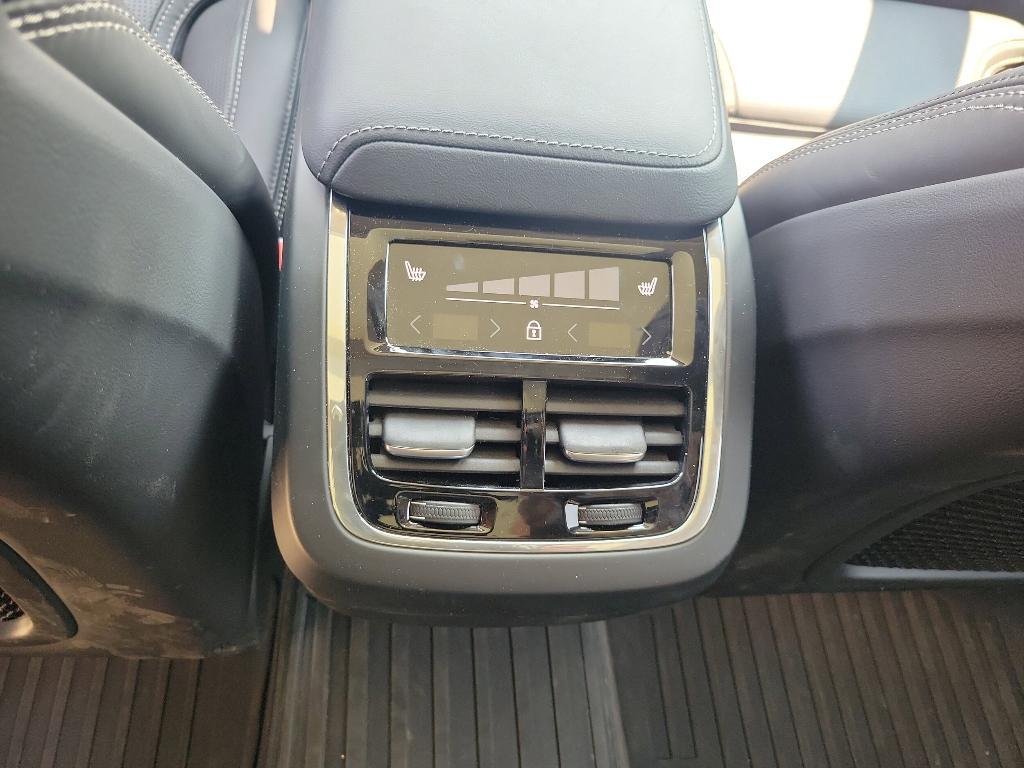 new 2025 Volvo XC60 car, priced at $61,025