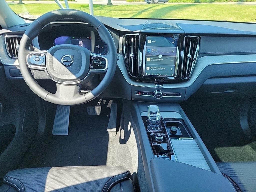 new 2025 Volvo XC60 car, priced at $61,025