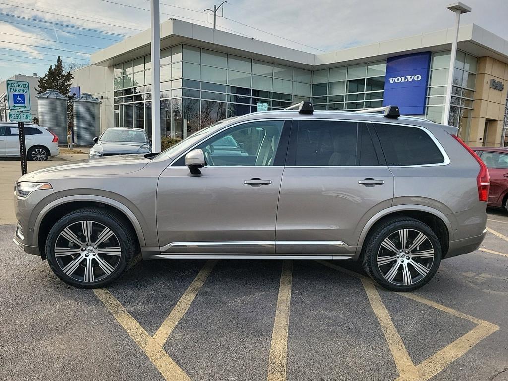 used 2022 Volvo XC90 car, priced at $41,889