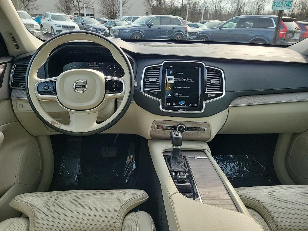 used 2022 Volvo XC90 car, priced at $41,889