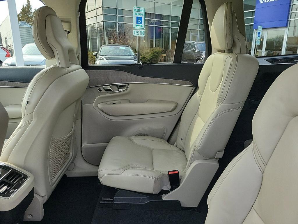 used 2022 Volvo XC90 car, priced at $41,889