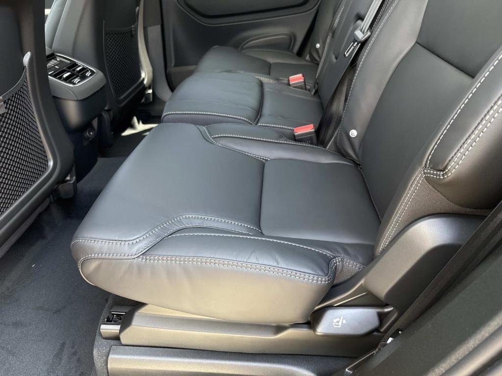 new 2026 Volvo XC90 car, priced at $75,155