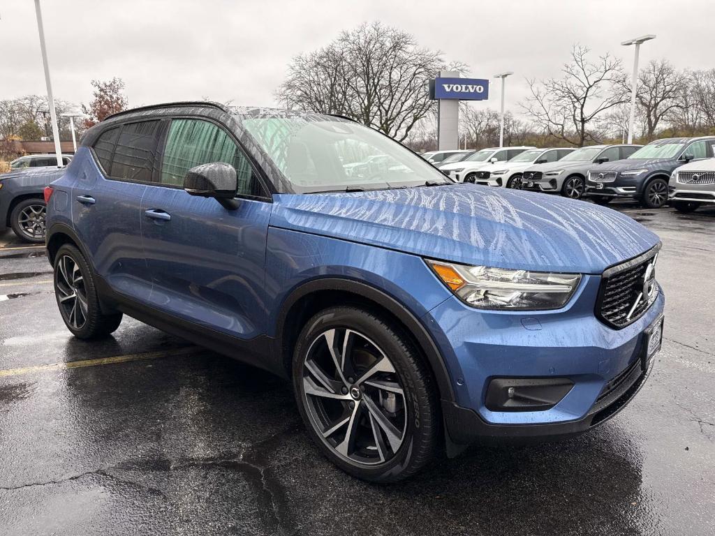 used 2019 Volvo XC40 car, priced at $25,991