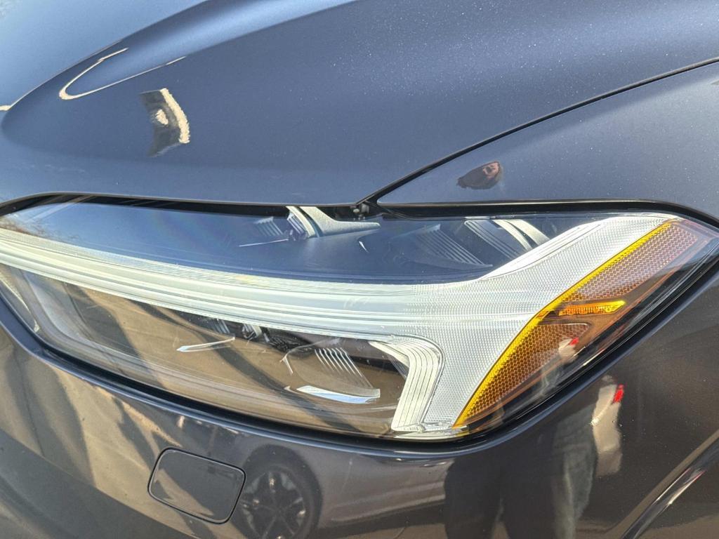 used 2022 Volvo XC60 car, priced at $36,991
