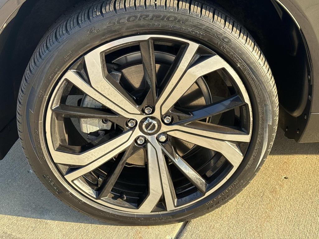used 2022 Volvo XC60 car, priced at $36,991