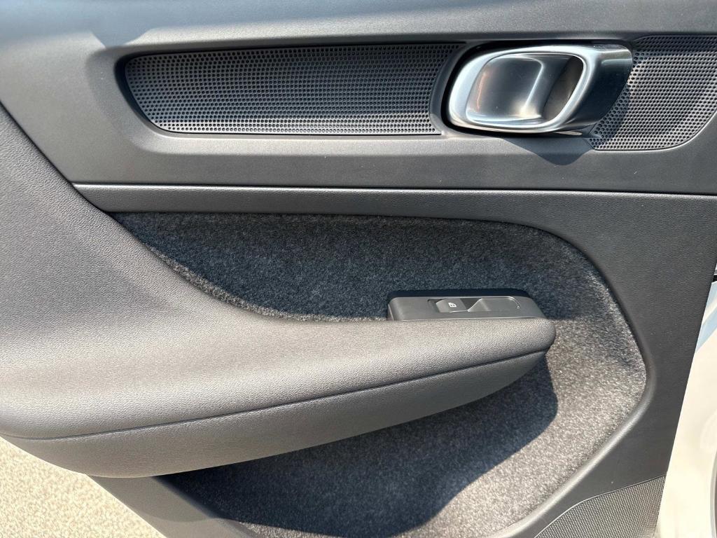 new 2026 Volvo XC40 car, priced at $50,375