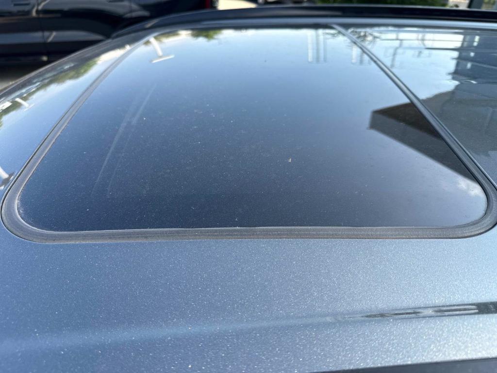 used 2019 Toyota RAV4 car, priced at $24,618