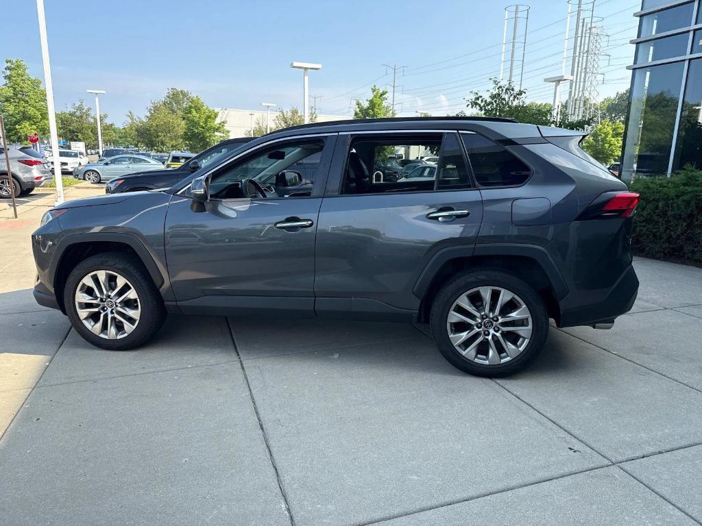 used 2019 Toyota RAV4 car, priced at $24,618