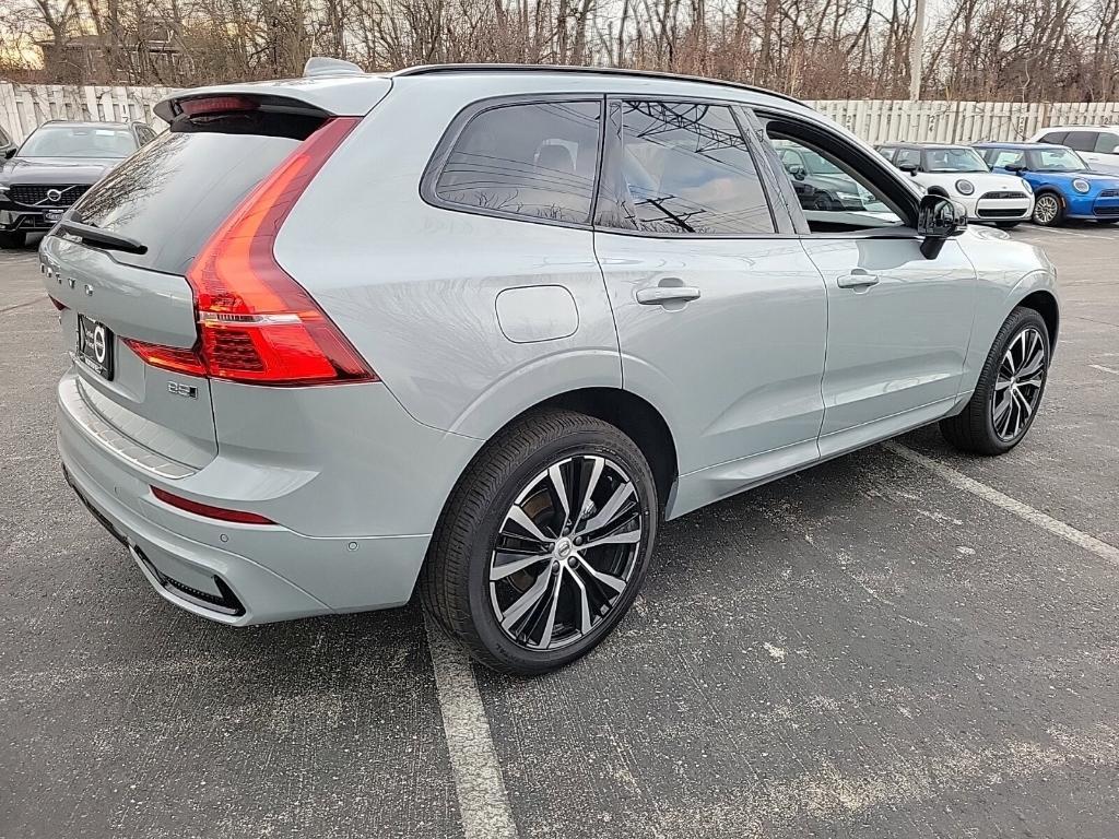 new 2025 Volvo XC60 car, priced at $55,725