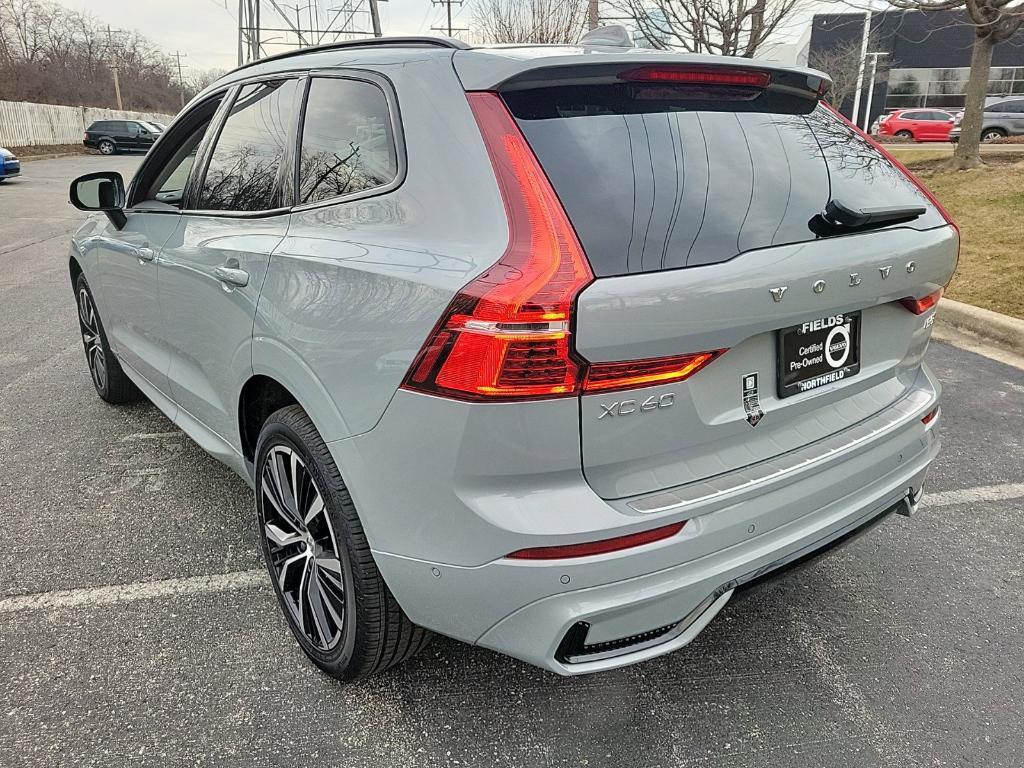 new 2025 Volvo XC60 car, priced at $55,725