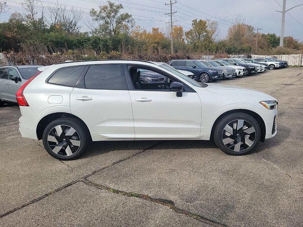 new 2025 Volvo XC60 Plug-In Hybrid car, priced at $66,625