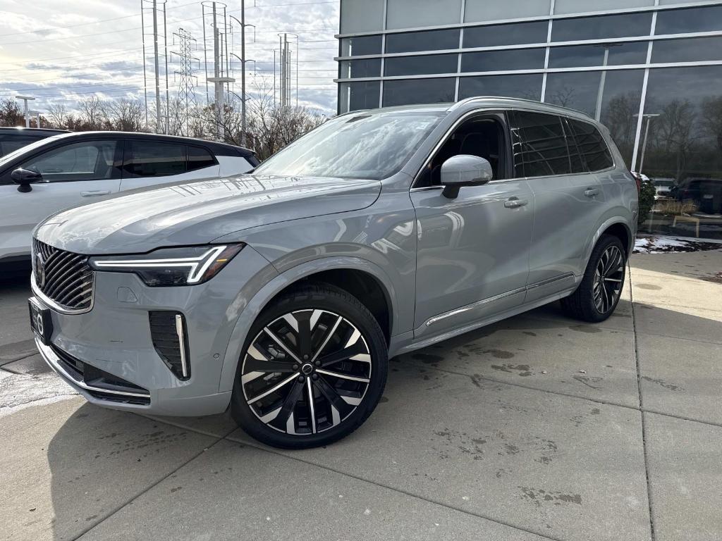 used 2025 Volvo XC90 car, priced at $52,991