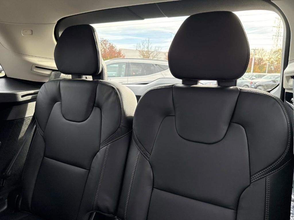 new 2026 Volvo XC90 Plug-In Hybrid car, priced at $85,625