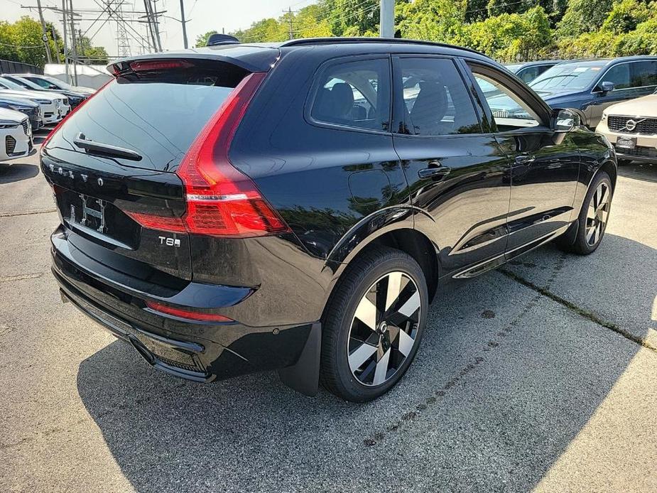 new 2025 Volvo XC60 car, priced at $66,075