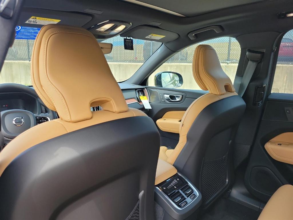 new 2025 Volvo XC60 car, priced at $61,650