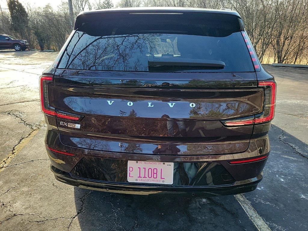 new 2025 Volvo EX90 car, priced at $87,862