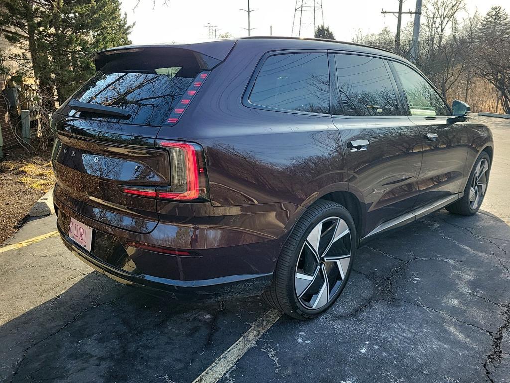 new 2025 Volvo EX90 car, priced at $95,140