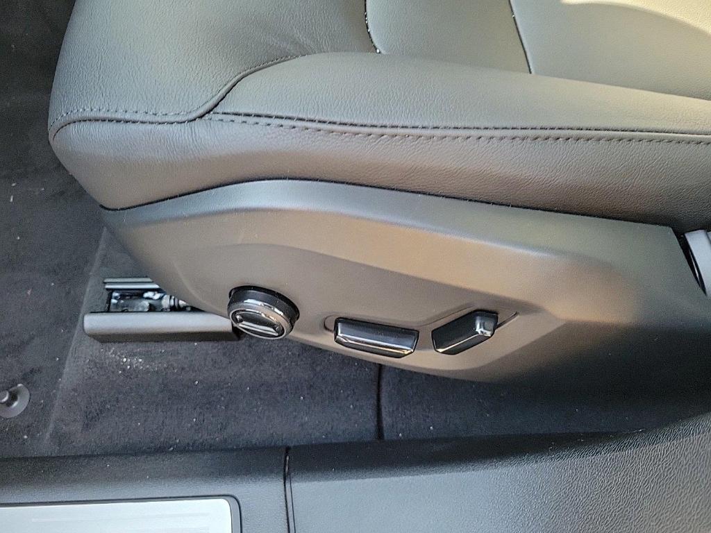new 2025 Volvo XC60 car, priced at $51,535