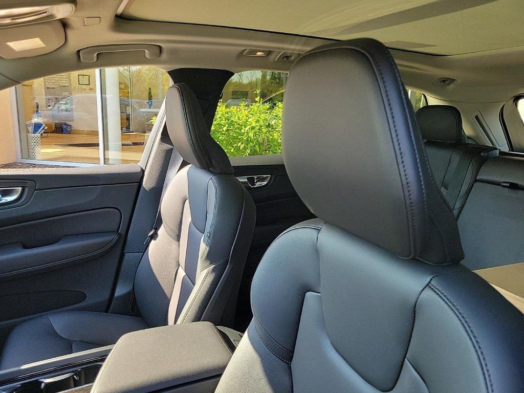 new 2025 Volvo XC60 car, priced at $51,535