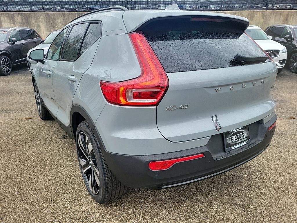 new 2025 Volvo XC40 car, priced at $49,790