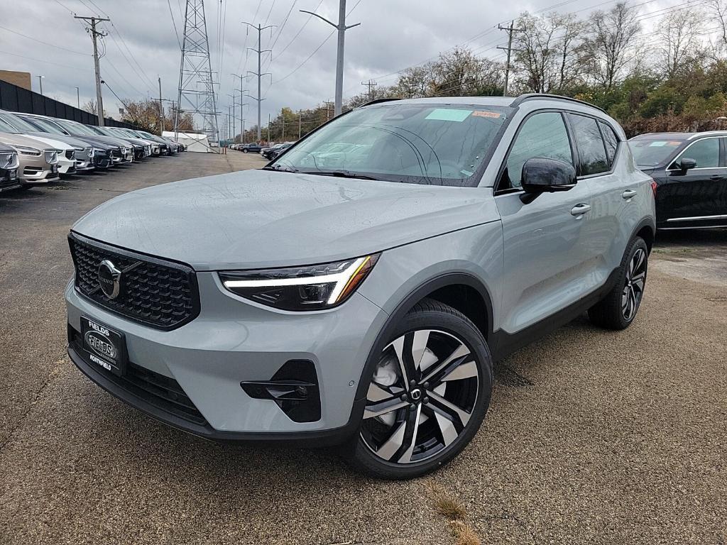 new 2025 Volvo XC40 car, priced at $49,790