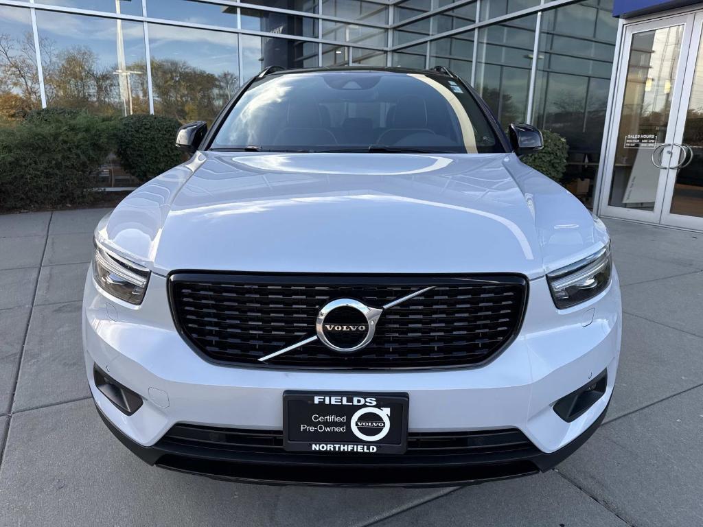 used 2022 Volvo XC40 car, priced at $29,991
