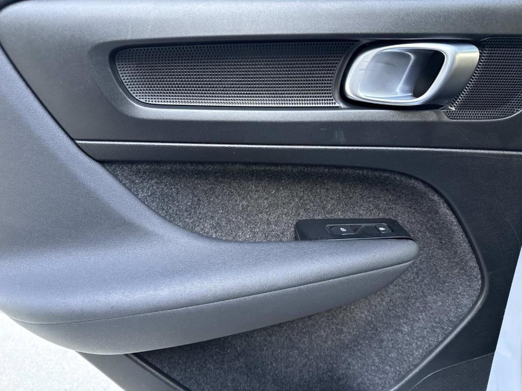 used 2022 Volvo XC40 car, priced at $29,991