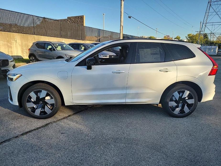 new 2025 Volvo XC60 Plug-In Hybrid car, priced at $67,425